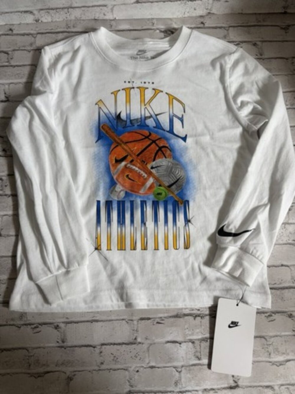 Nike Boys White Long Sleeve Shirt Size 5 NWT